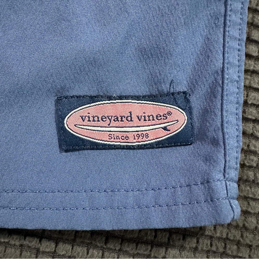Vineyard Vines Board Shorts Mens Size 40 Blue Colorblock Swim Trunks - Picture 2 of 8